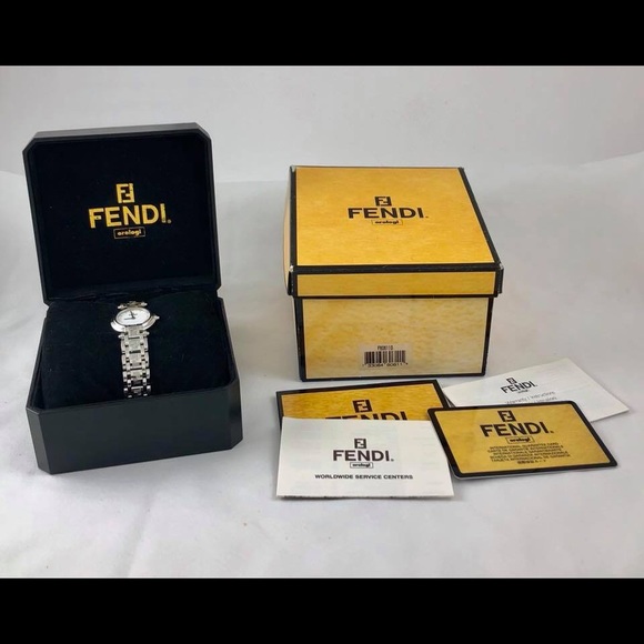 Watch - Picture 2 of 6